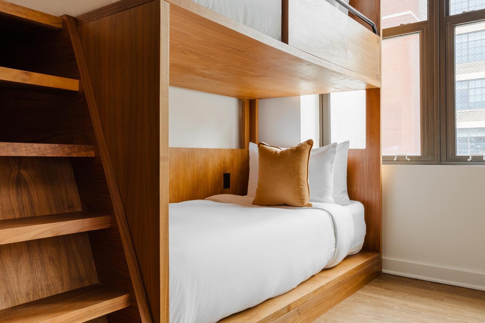 ฟาวด์ โฮเต็ล ชิคาโก ริเวอร์ นอร์ท Hotel ภายนอก รูปภาพ